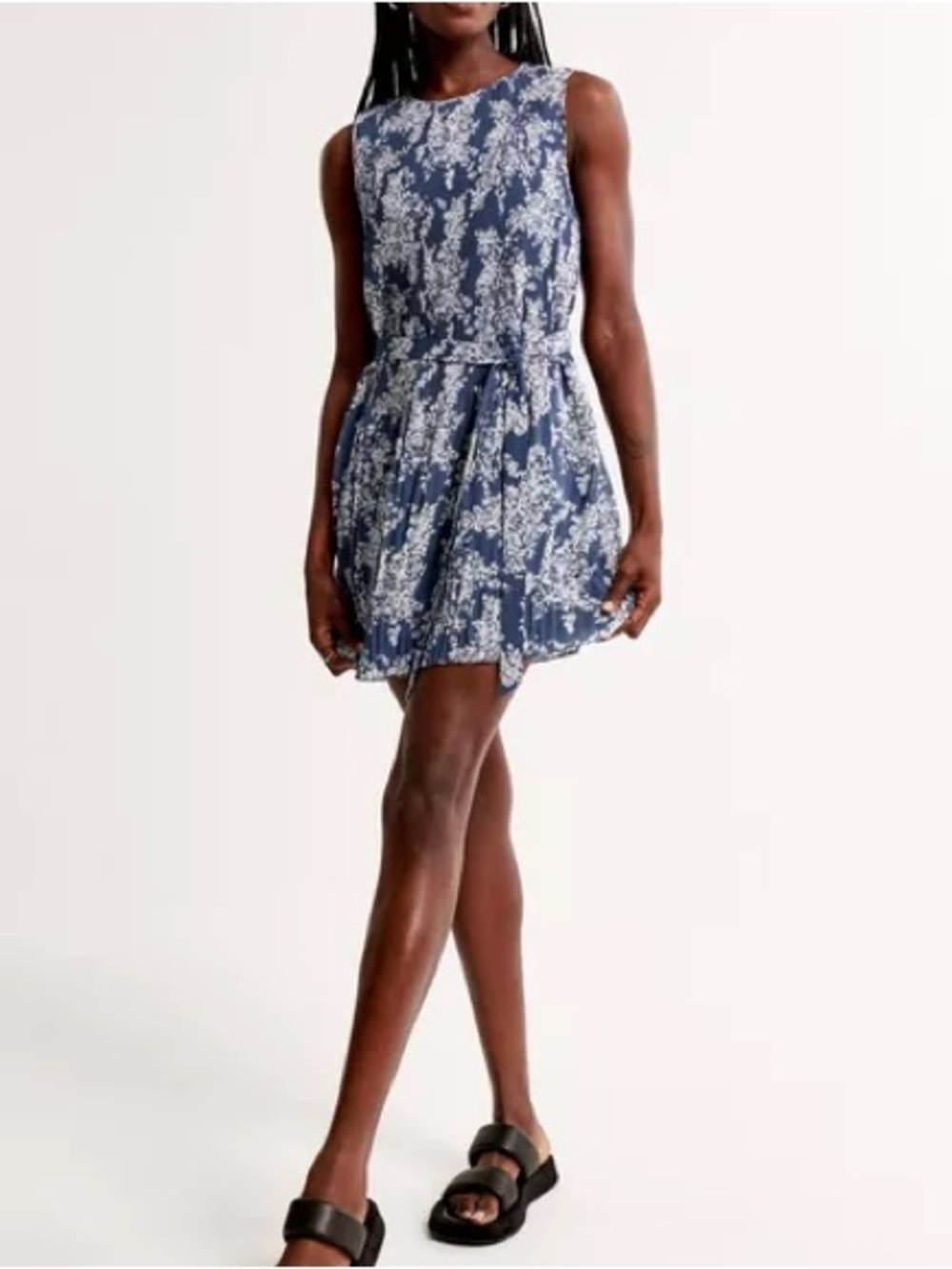Abercrombie & Fitch Navy Blue and White Floral Mini Dress